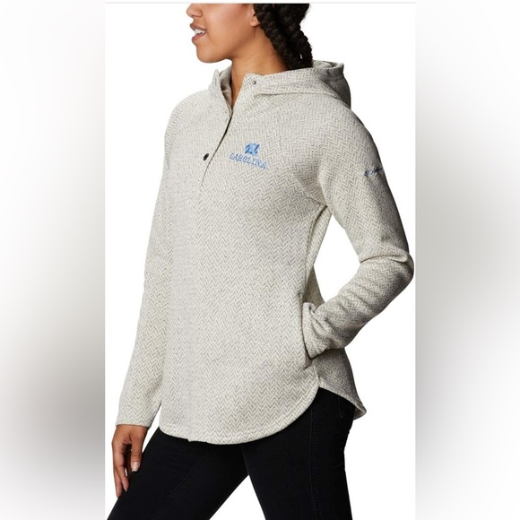 Columbia Women’s CLG Darling Days Pullover Hoodie UNC Chapel Hill size XL - Picture 3 of 8